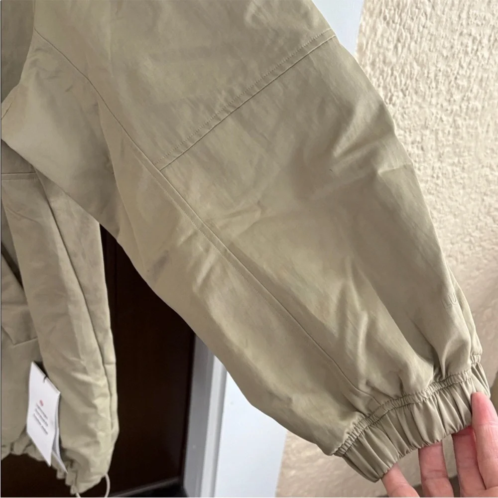 NWT Lululemon Coaches Jacket Oversized XL Tan Retail $228.00